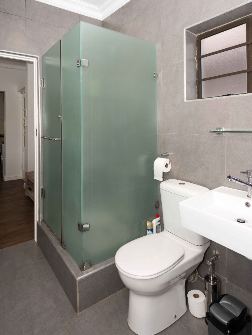 2 Bedroom Property for Sale in Gardens Western Cape